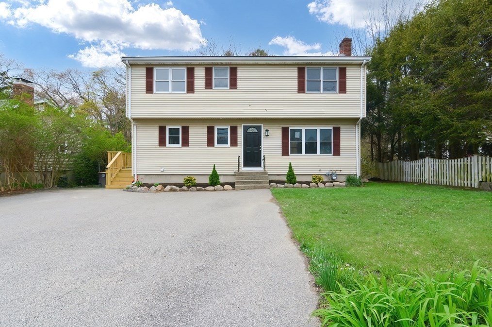 263 Randolph St, Weymouth, MA 02190-1011