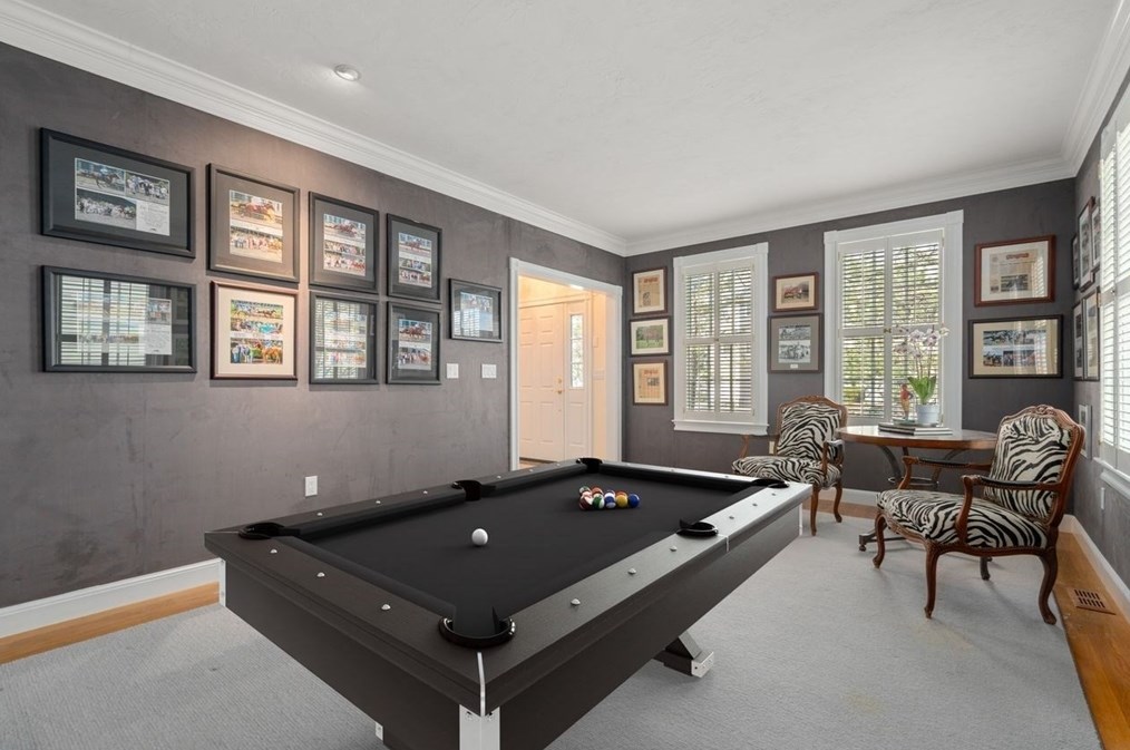 208 Marina Dr, Quincy MA 02171-1573 exterior