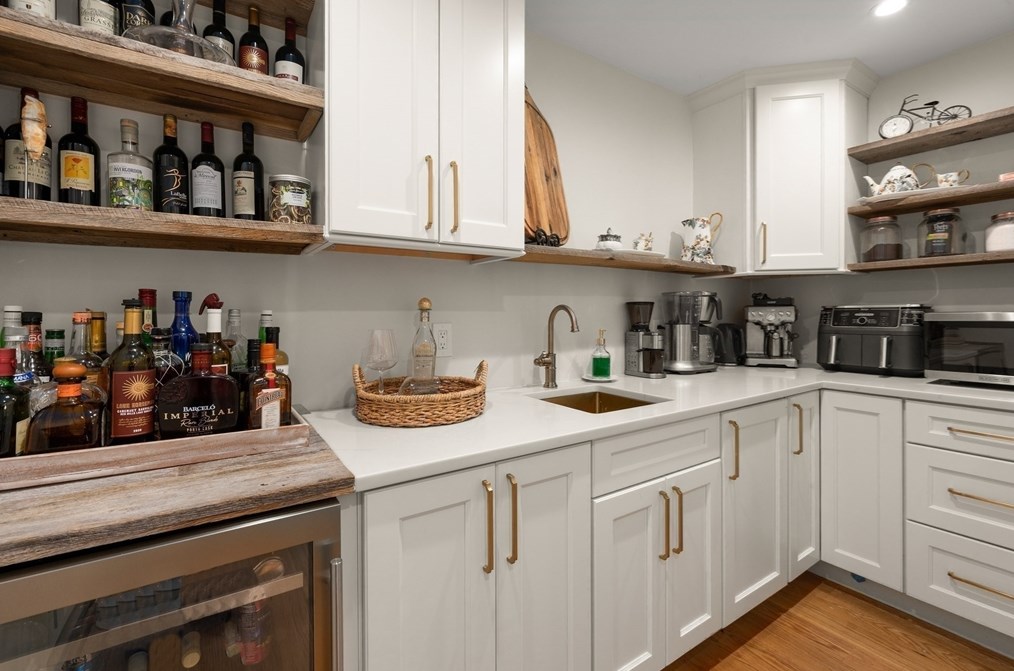 14 Frst Rd, Wakefield MA 01880-3643 exterior