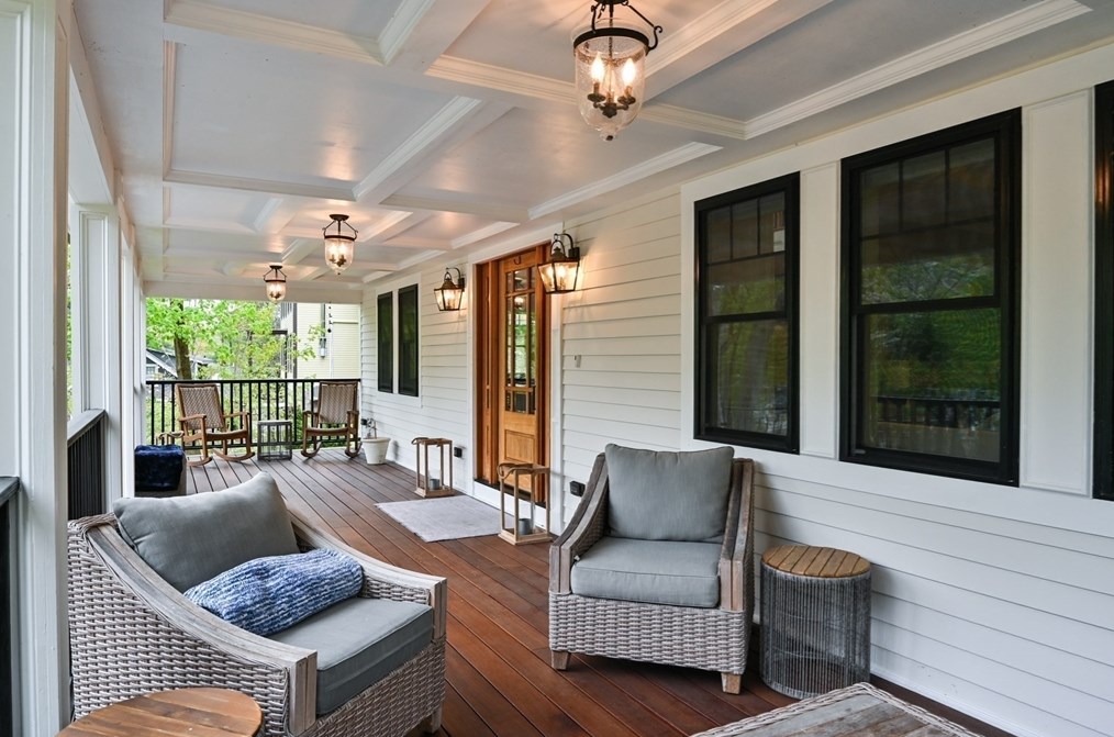 14 Frst Rd, Wakefield MA 01880-3643 exterior