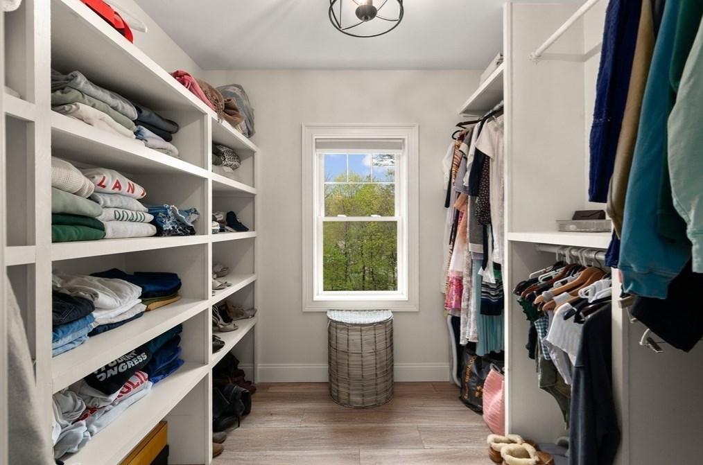 14 Frst Rd, Wakefield MA 01880-3643 exterior