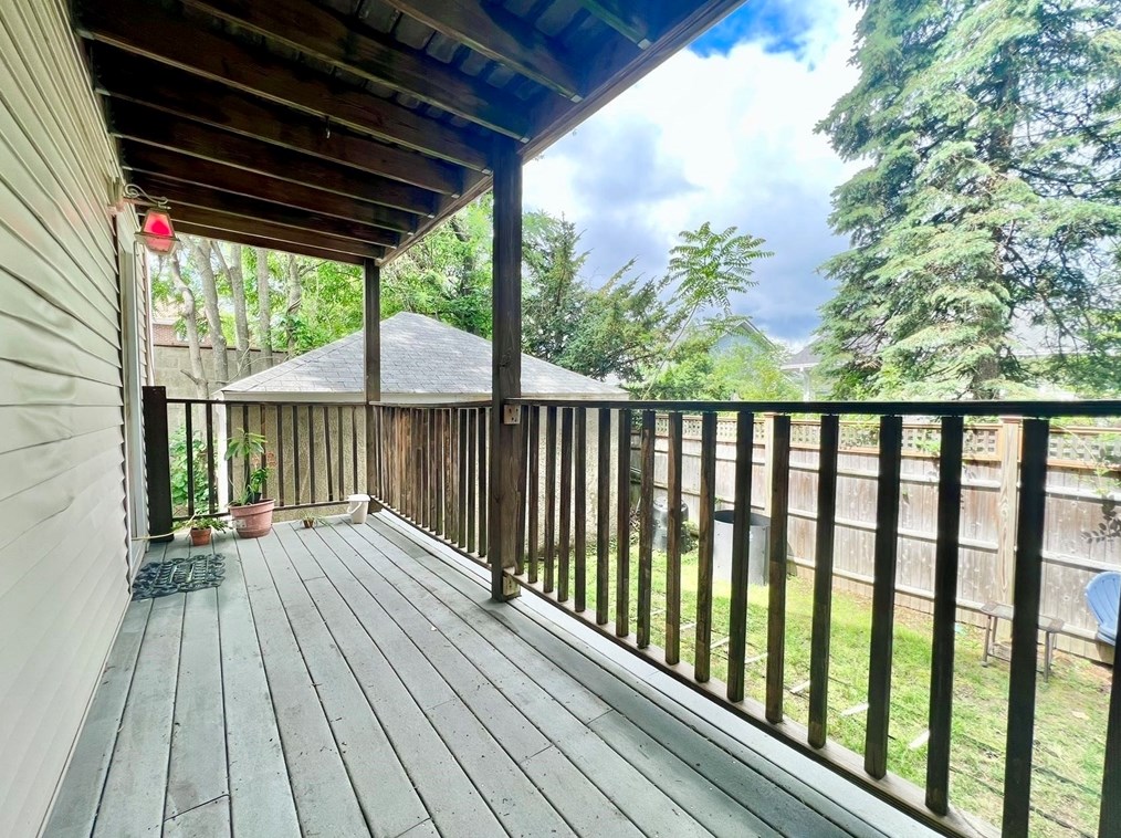 23 Milo St, Newton MA  02465-1011 exterior