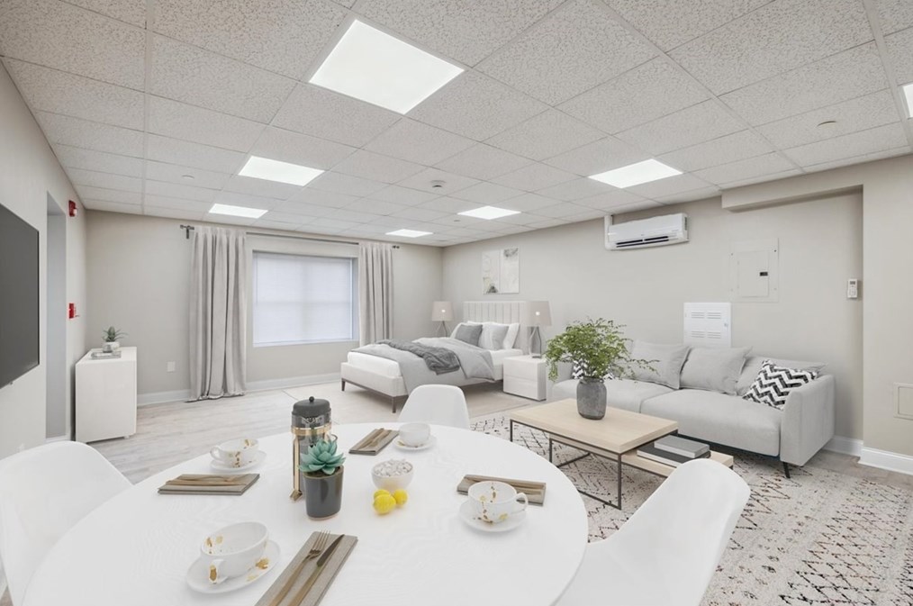 27 Middle St #1, Waltham, MA 02451