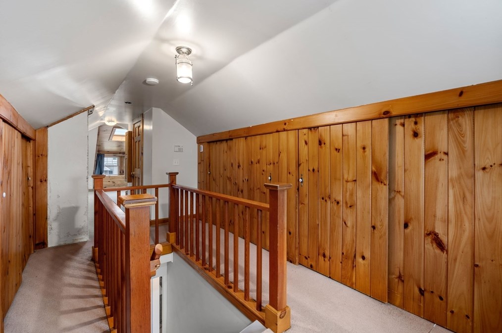 107 Green Hill Pkwy, Worcester MA  01605-2515 exterior