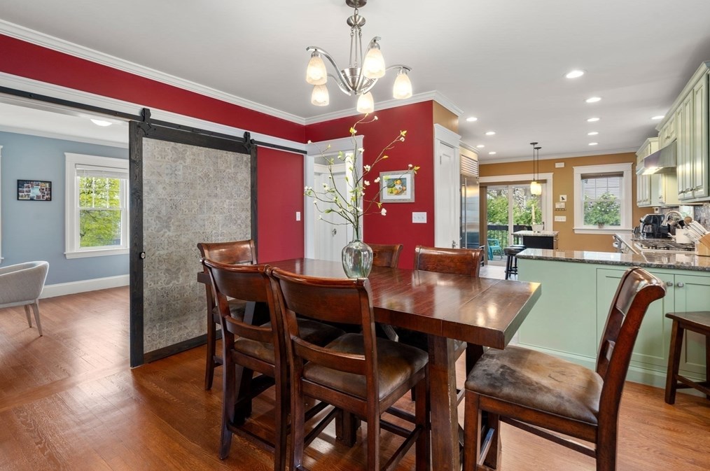 107 Green Hill Pkwy, Worcester MA  01605-2515 exterior