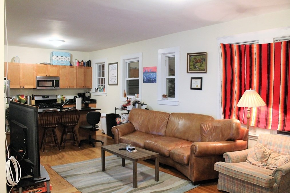 95 Hillside St #2, Boston, MA 02120