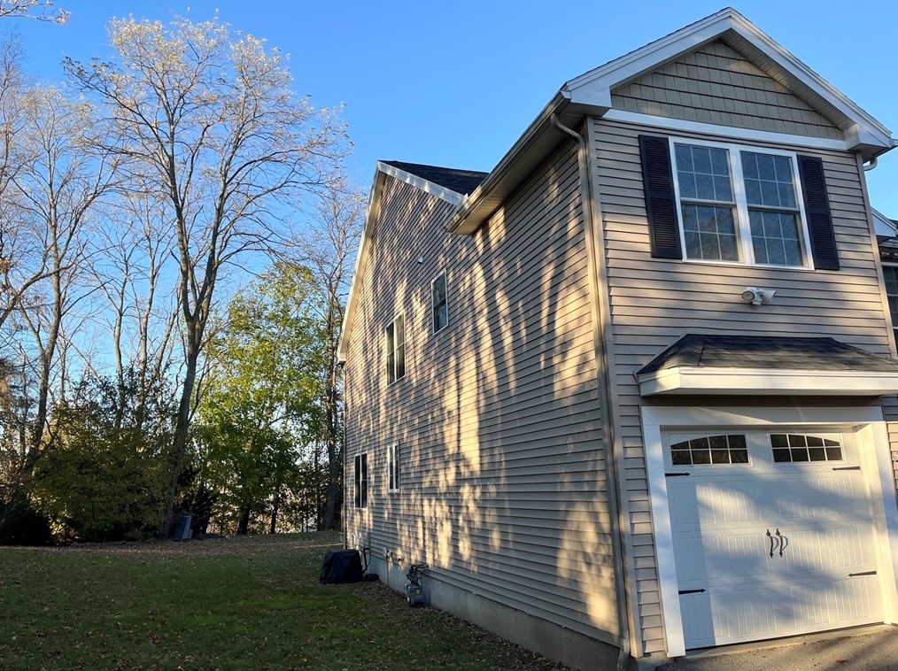 629 Main St, Haverhill MA 01835-2647 exterior