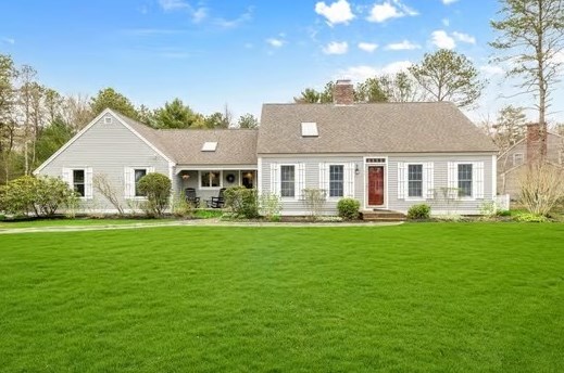 54 Way, Mashpee MA 02649-3536 exterior