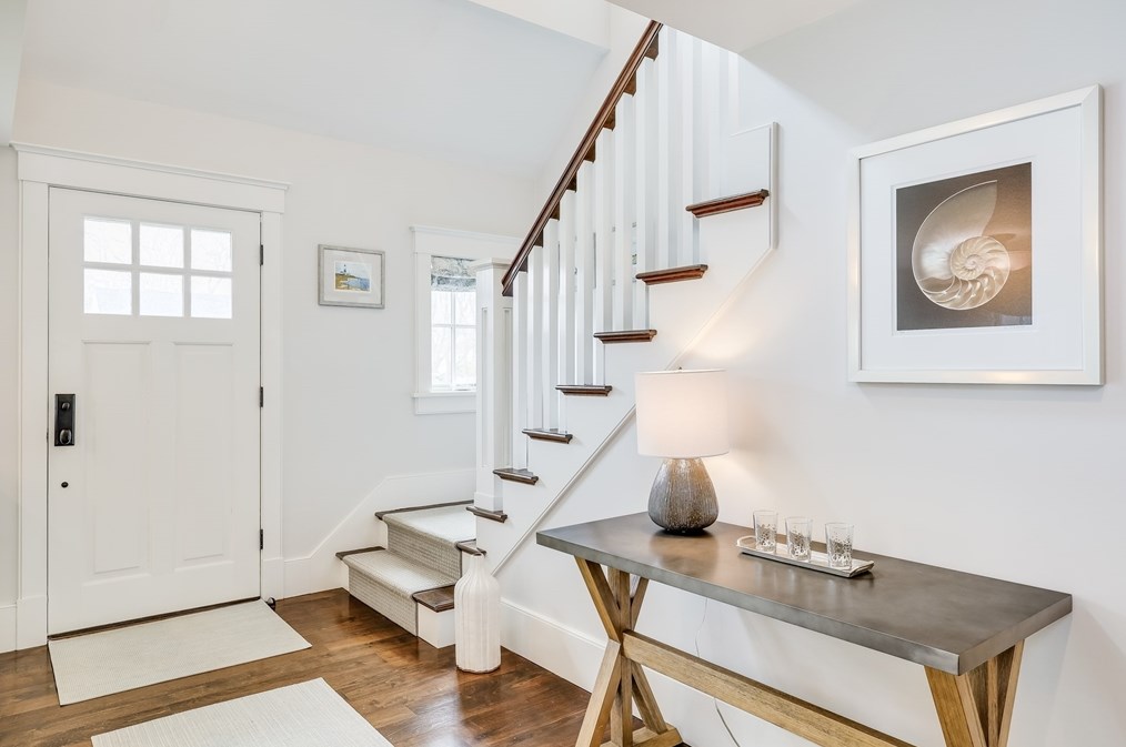 25 Glover Sq, Chatham MA 02633-2016 exterior