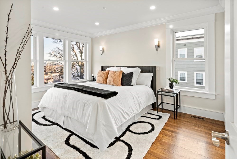 19 Fenwick St, Somerville MA  02145-2447 exterior