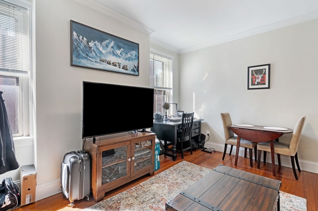 14 Gloucester St #4b, Boston, MA 02115