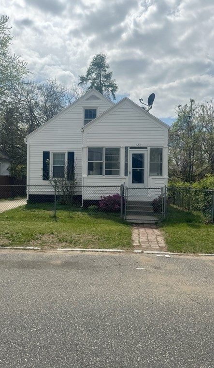 90 Elijah St, Springfield MA  01109-2306 exterior
