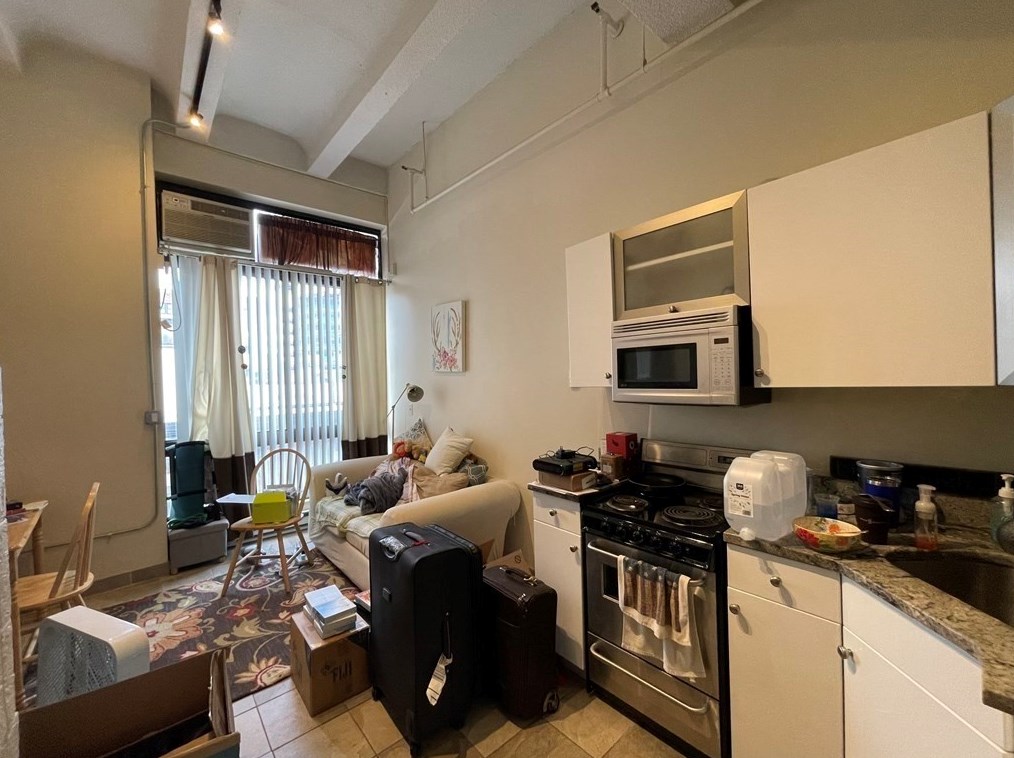 12 Stoneholm St #517, Boston, MA 02115