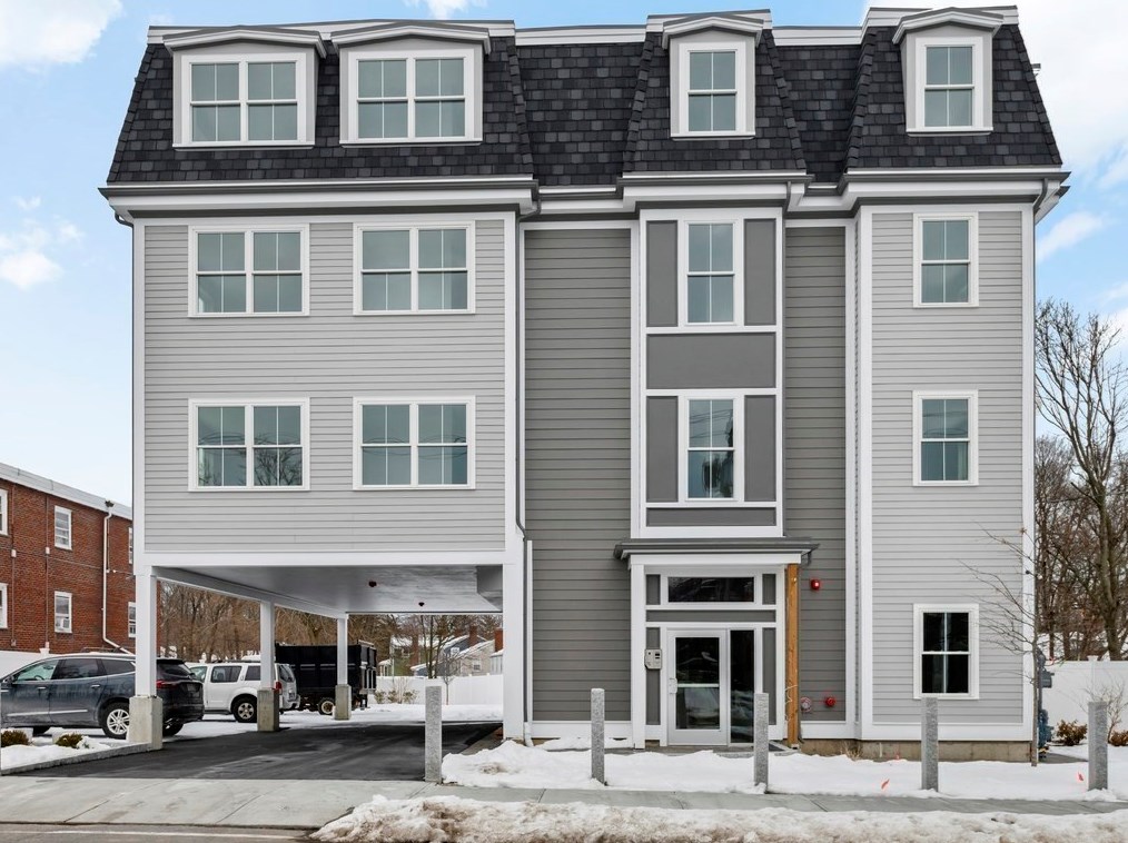 142 Willard St, Quincy MA 02169-1506 exterior