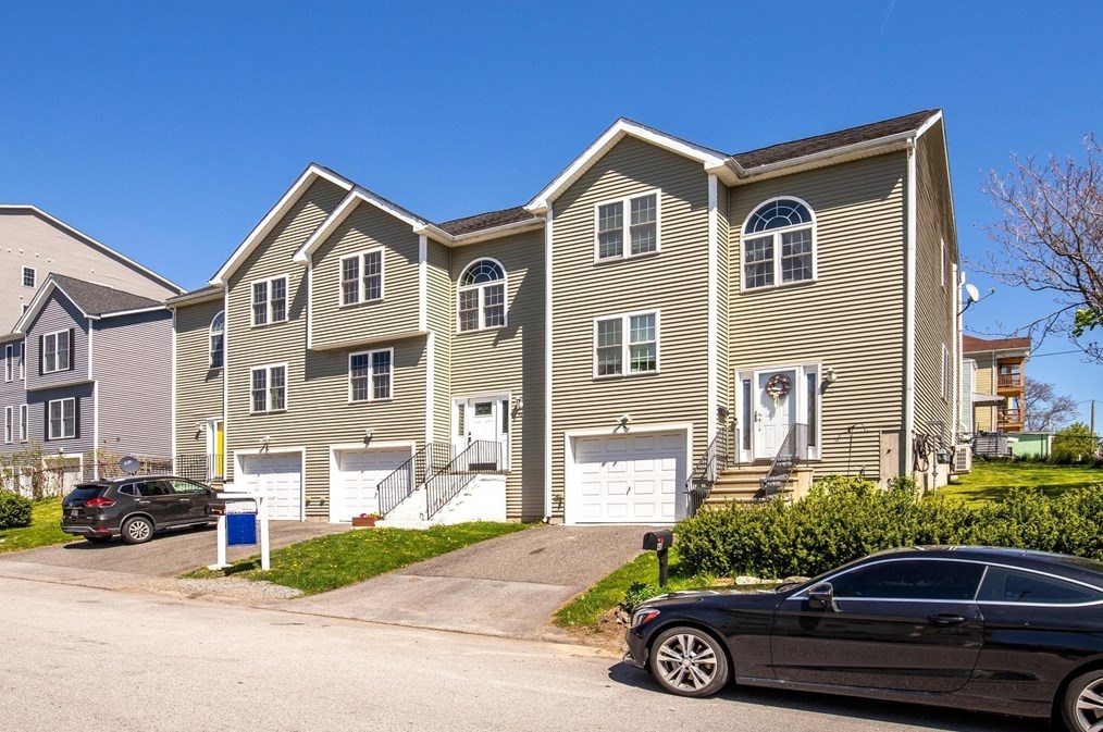 50 Orient St, Worcester, MA 01604