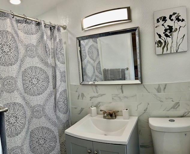 181 Beauchamp Ter, Chicopee MA 01020-2574 exterior