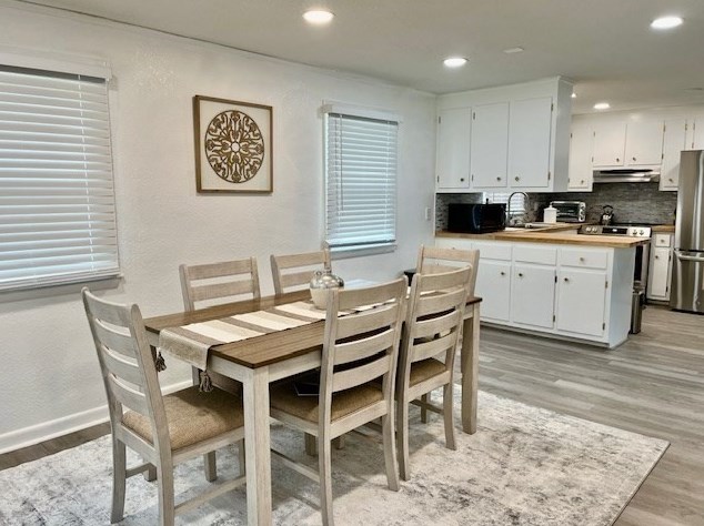 181 Beauchamp Ter, Chicopee MA 01020-2574 exterior