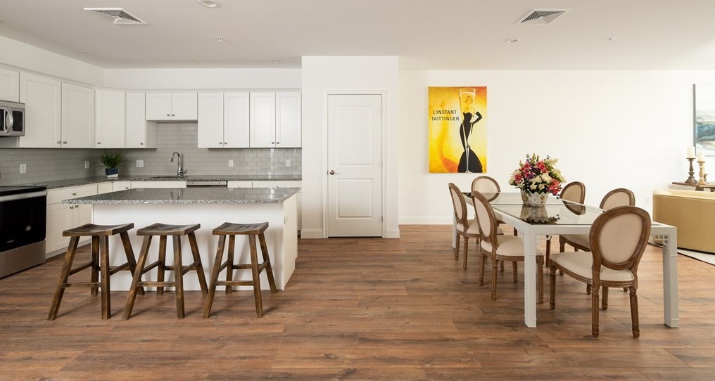 309 Chief Justice Cushing Hwy, Cohasset, MA 02025-1352