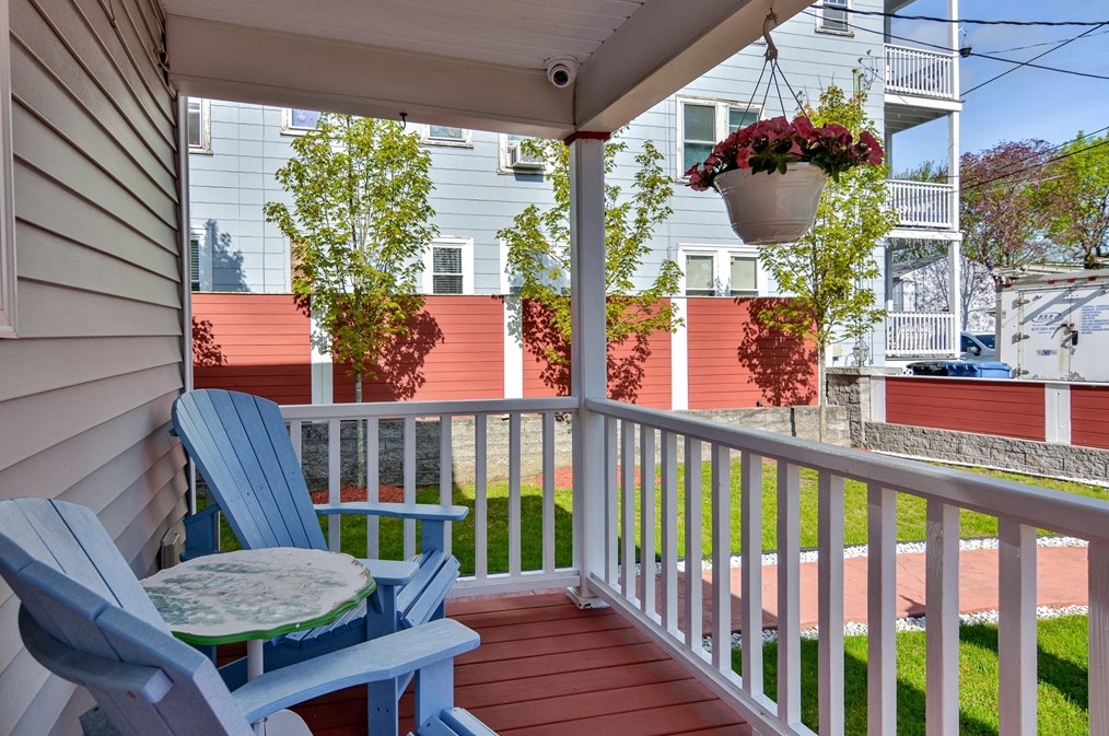 30 Lynn St, Lawrence MA 01843-2808 exterior