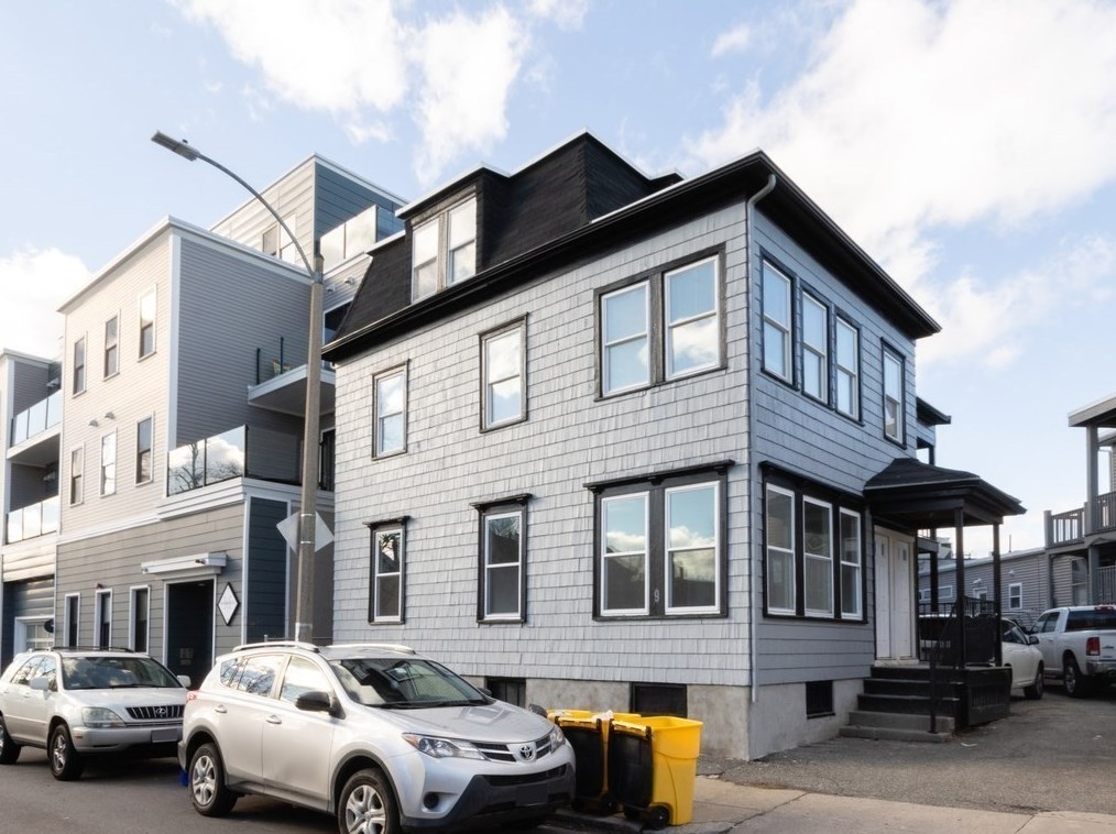 9 Minot St #1, Boston, MA 02122