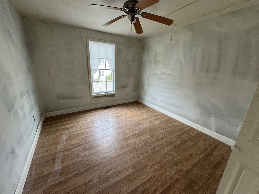 184 Stevens St, Fall River MA 02721-5108 exterior