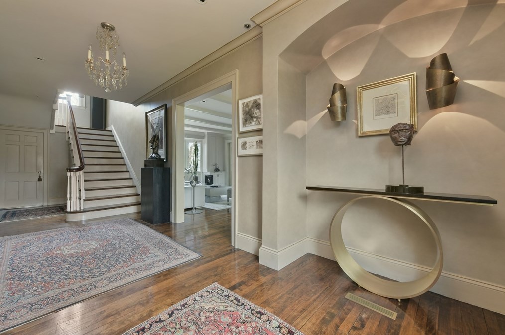 37 Somerset Rd, Lexington, MA 02420-3519