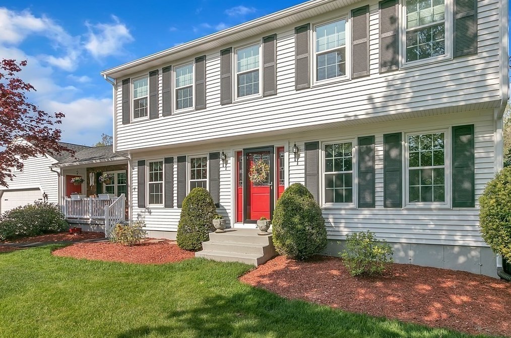 21 Gln Dr, Montgomery MA 01085-1253 exterior