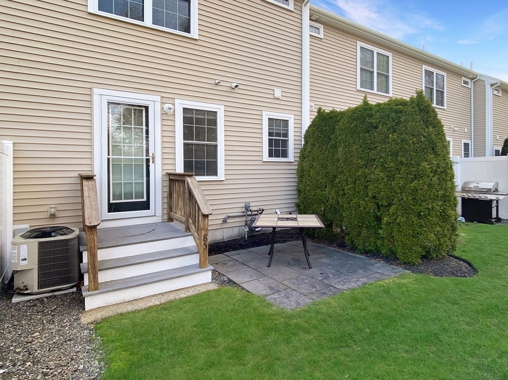 85 Boxberry Ln #85, Easton, MA 02375