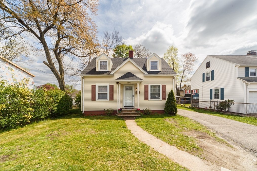1171 Bay St, Springfield, MA 01109 exterior