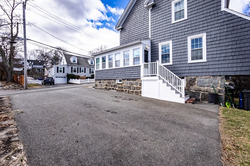 161 Bates Ave, Quincy MA 02169-1122 exterior