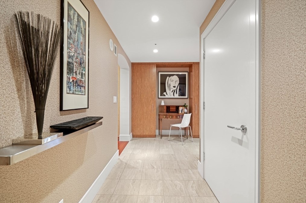 300 Boylston St, Boston MA  exterior