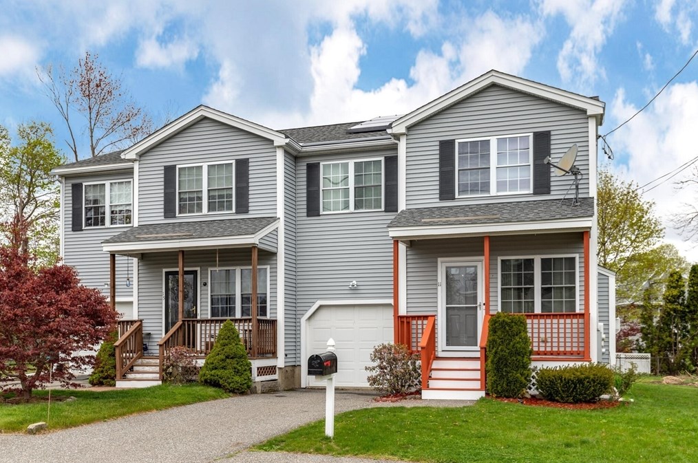 11 Downing Ave, Haverhill, MA 01830 exterior