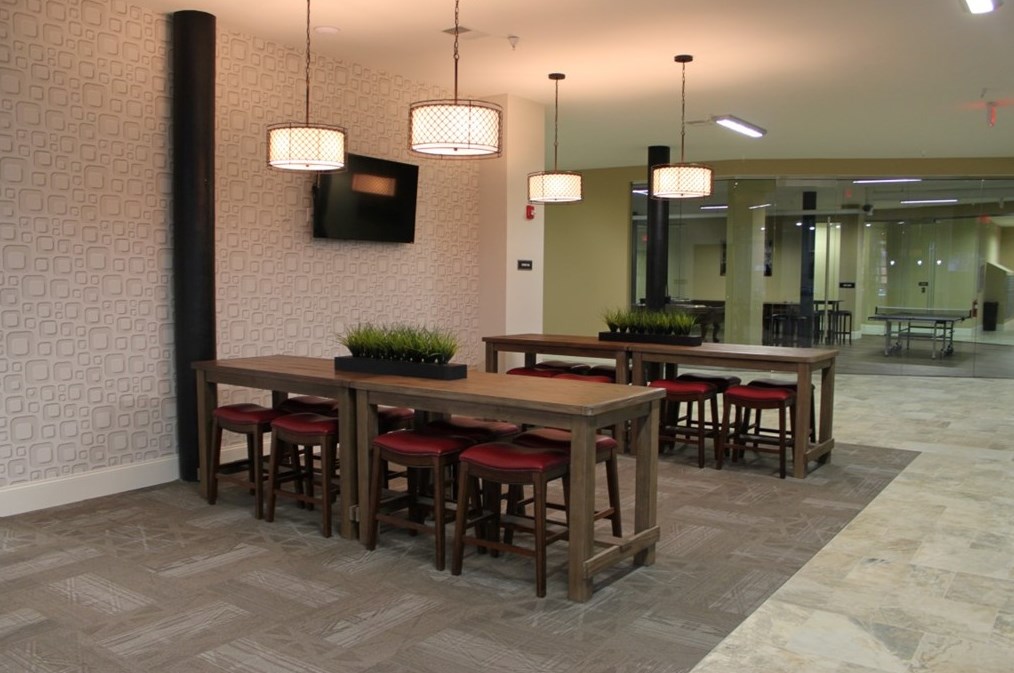 300 Canal St, Lawrence MA  01840-1420 exterior