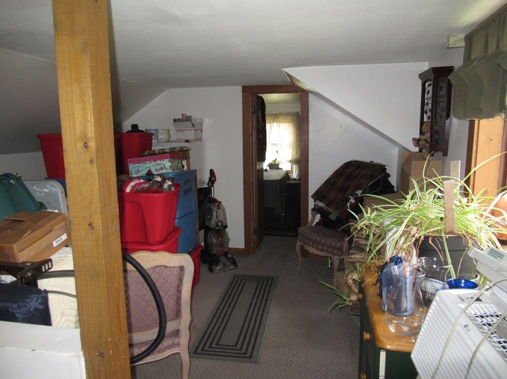 266 Palmer Rd, Monson MA  01057-9517 exterior