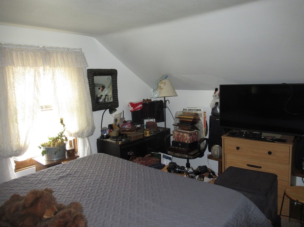 266 Palmer Rd, Monson MA  01057-9517 exterior