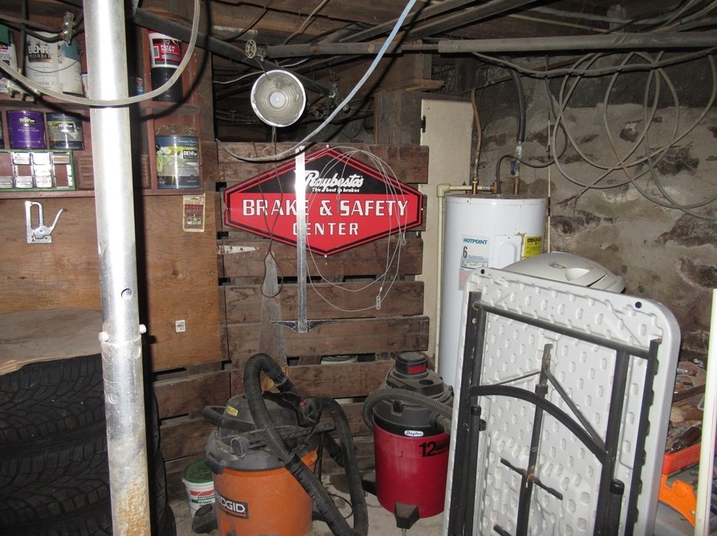 266 Palmer Rd, Monson MA  01057-9517 exterior