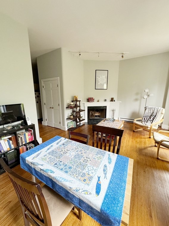 27 Dartmouth St Apt 3, Boston, MA