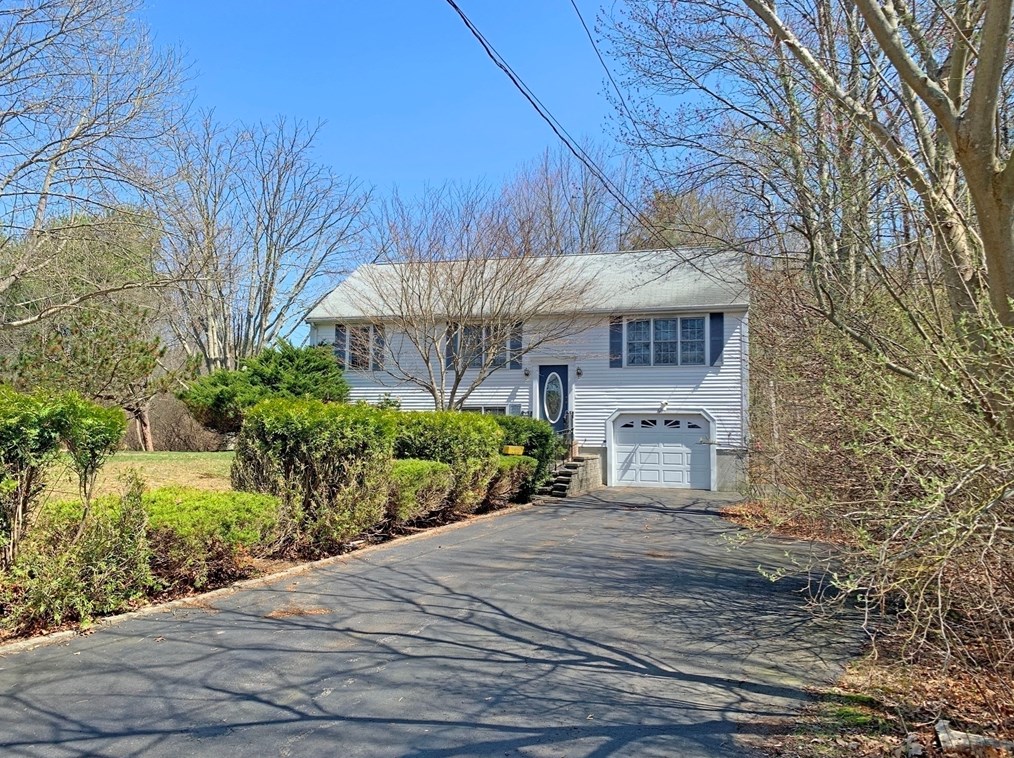 60 Crescent St, East Bridgewater, MA 02333