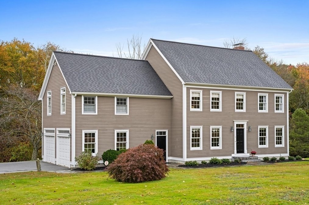 5 Armsby Rd, Sutton, MA 01590