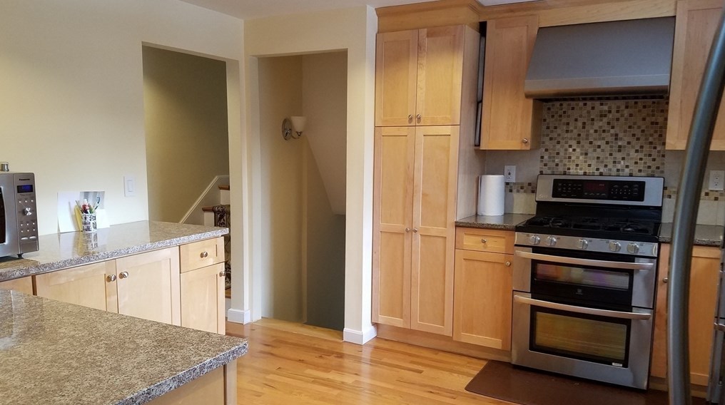 21 Sparrow St, Boston MA  02132 exterior
