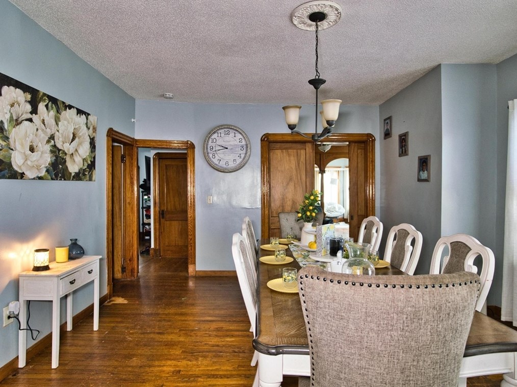 1 Stapleton St, New Bedford MA  02744-1111 exterior