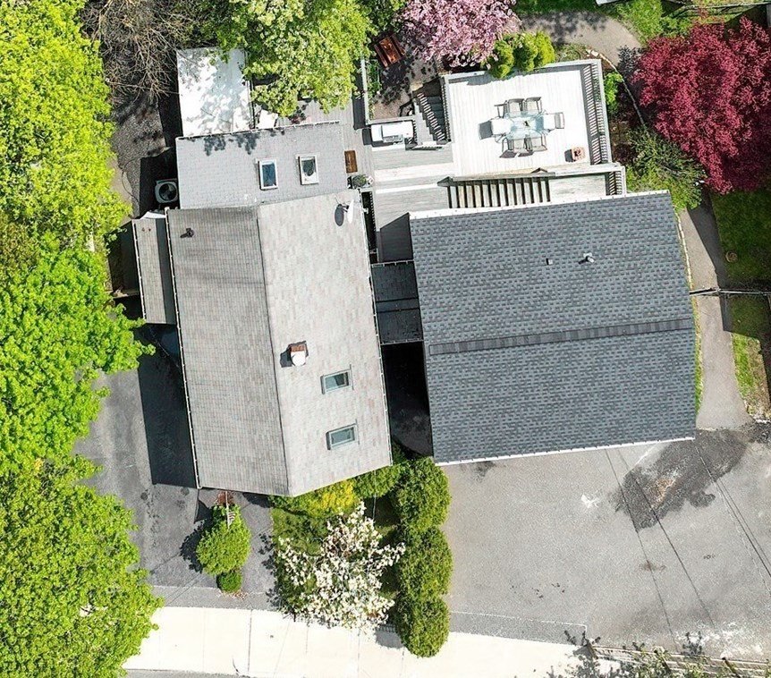 911 Swains Pond Ave, Malden, MA 02148