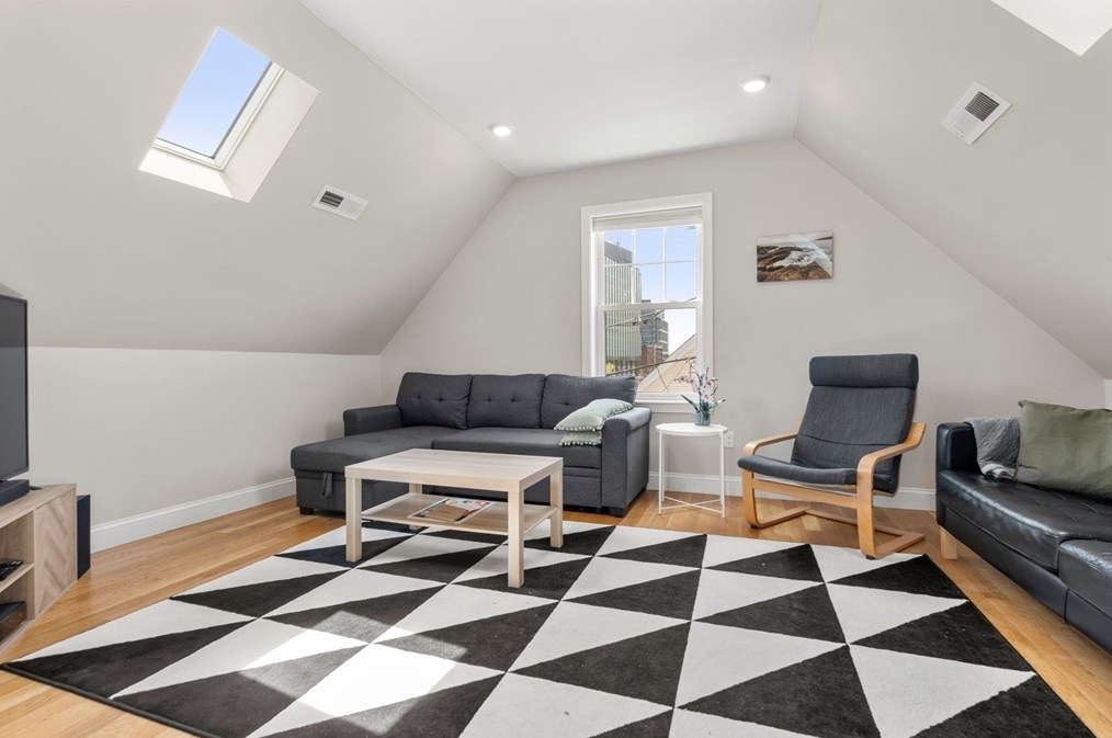 41 Horace St, Somerville MA exterior