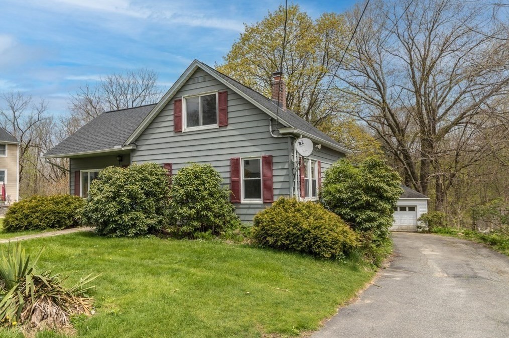 33 Maravista Rd, Worcester, MA 01606