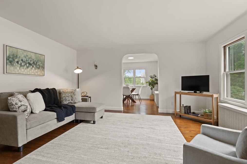 342 Bullard St, Holden MA 01520-2128 exterior