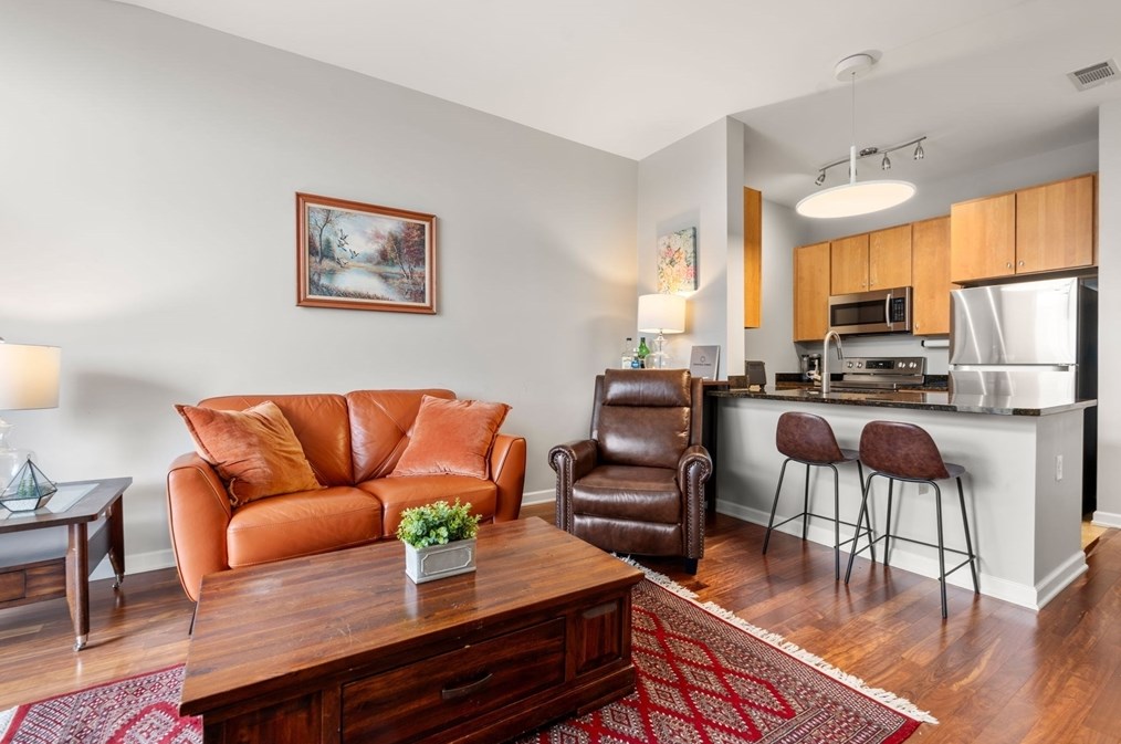 5 Repton Cir, Watertown, MA 02472 exterior