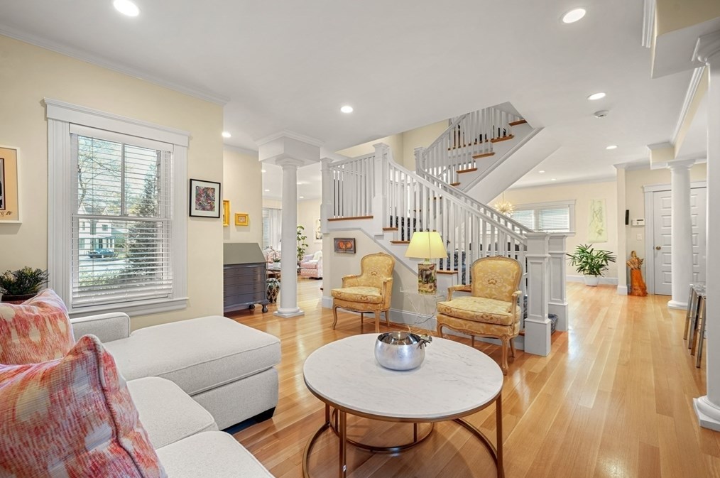 76 Fuller St, Newton MA 02465-2811 exterior