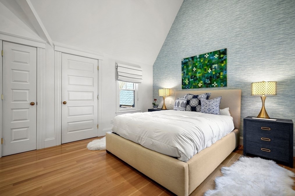 76 Fuller St, Newton MA 02465-2811 exterior