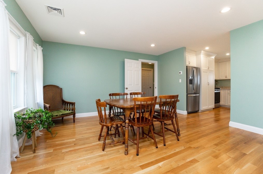 20 Janet Rd, Quincy MA 02170-3906 exterior