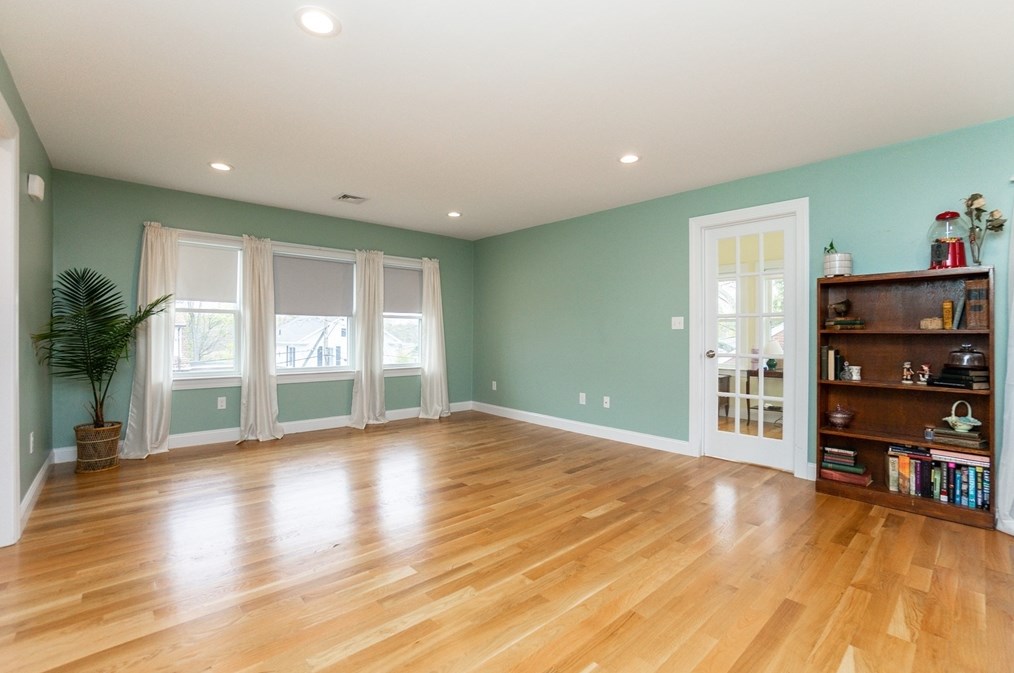 20 Janet Rd, Quincy MA 02170-3906 exterior